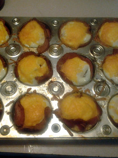 A picture of Bacon and egg cupcakes.