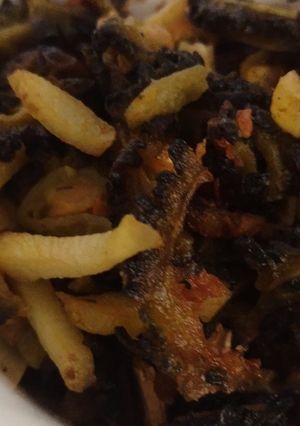 উচ্ছে আলু ভাজা (Uchche aloo bhaja recipe in Bengali) রেসিপির প্রধান ছবি