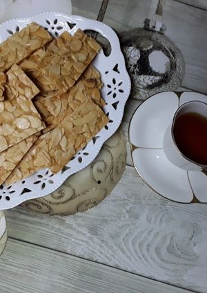 Hình của món Bánh hạnh nhân lát.