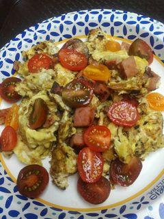 A picture of Ham and Eggs.
