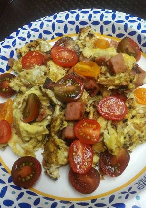A picture of Ham and Eggs.