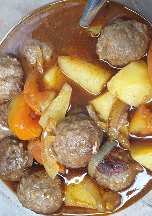 Foto resep Semur bola daging telur puyuh