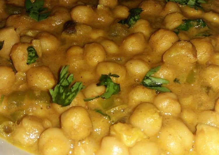 Recipe of Quick Chickpea curry #4weekschallenge #charityrecipe