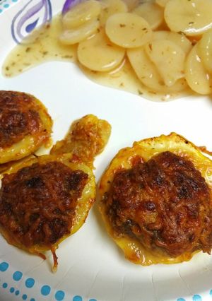 A picture of Cheesy Sausage stuffed in Pattypan Squash.