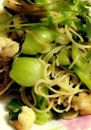 Hình của món Mỳ xào hải sản.