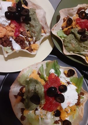 A picture of Homemade taco Salads.