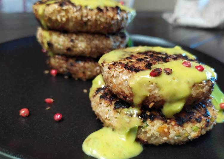 Recipe of Quick Hamburger di tacchino,con zucchine,carote 🥕🥒 e semi di sesamo