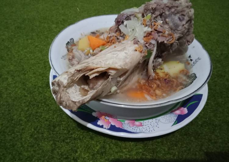 Cara Gampang Membuat Sup sum sum tulang sapi yang Bisa Manjain Lidah