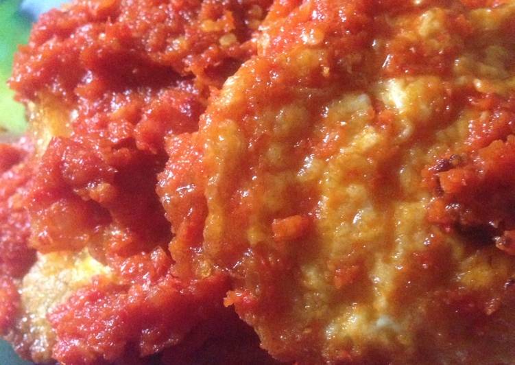  Resep  Telur  balado  oleh Erna Puspa Hafiza Cookpad