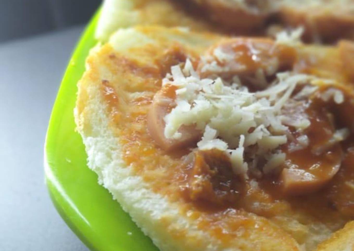 Pizza roti tawar super simpel dan enak
