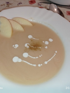 Birsalma krémleves recept fotója