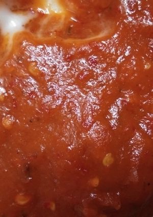 A picture of Tomato mayonnaise mix sauce.