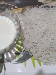 பச்சரிசி சேவை (Pacharisi sevai recipe in tamil) செய்முறை முக்கிய புகைப்படம்