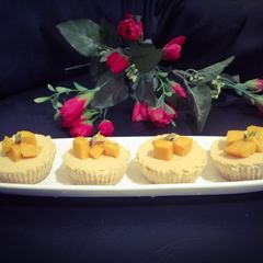 A picture of Mango cheese cup cake.