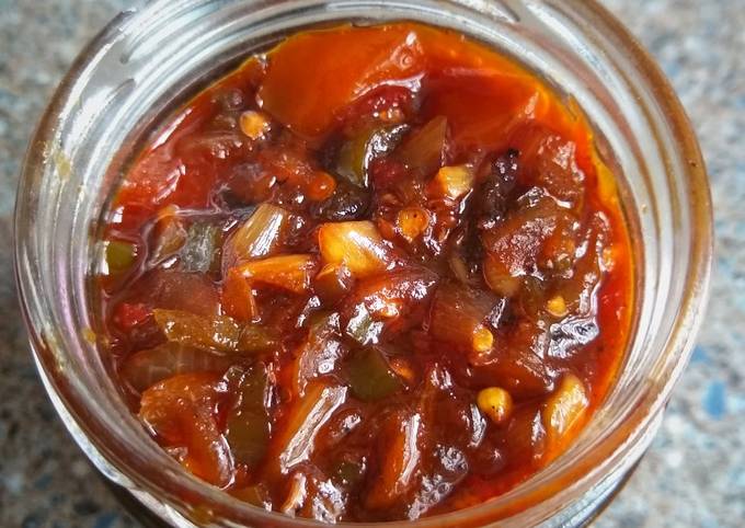 Steps to Prepare Homemade Chilli &amp; Tomato Chutney 🔥