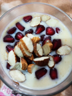A picture of Mango shake.