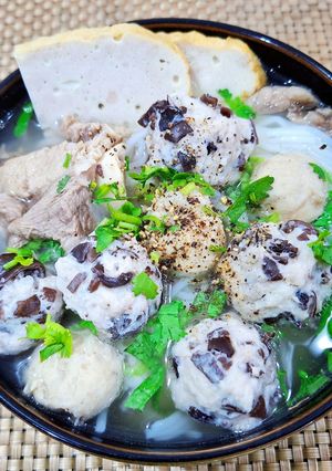 Hình của món Bún Mọc.