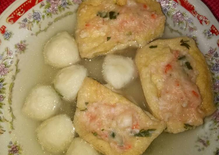 Langkah Mudah untuk Menyiapkan Tahu baso isi udang yang Bisa Manjain Lidah