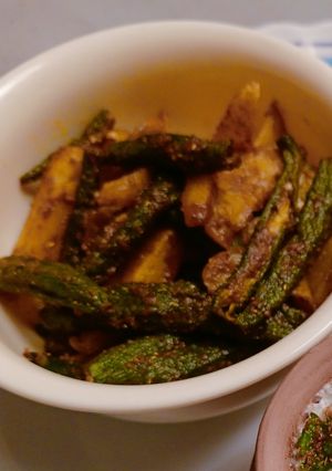 A picture of Bhindi aloo.