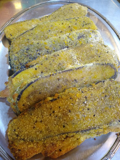 Una foto de Milanesas de berenjenas rellenas