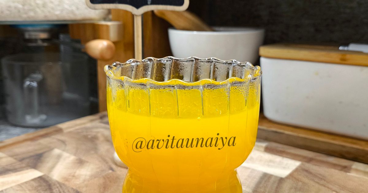 Wedang kunyit jeniper