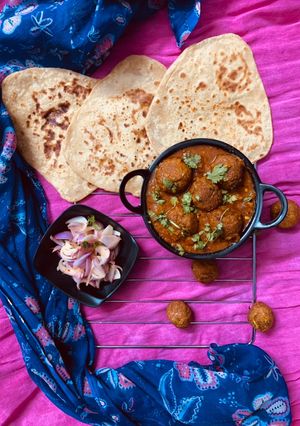 દૂધી કોફ્તા નું શાક (Dudhi Kofta Shak Recipe In Gujarati) રેસીપી મુખ્ય ફોટો
