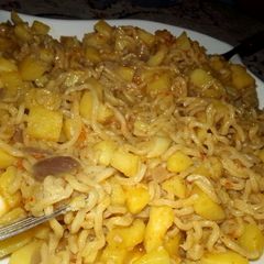 Noddles with Irish potato A picture of Noddles with Irish potato.
