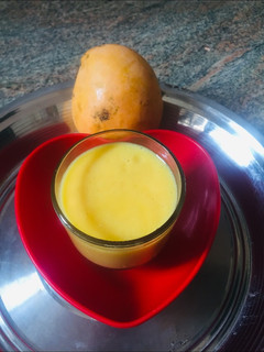 Mango Milk.கடைஸ்டைல்(mango milk recipe in tamil) செய்முறை முக்கிய புகைப்படம்