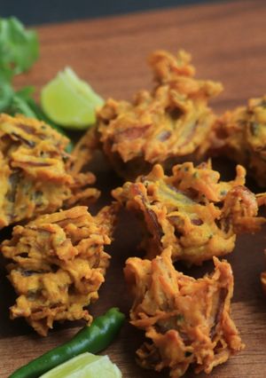 A picture of Bhajia/Bajji.