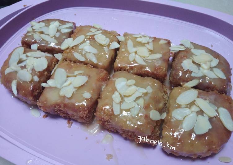 Naget Pisang with Glaze