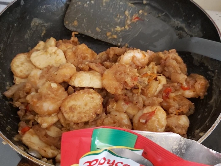 Cara Gampang Menyiapkan Resep Tofu udang jamur royco telur asin yang Menggugah Selera Anti Ribet, Uenak Banget