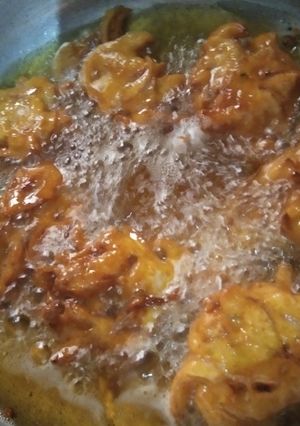 A picture of Onion Pakode.