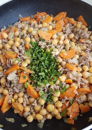 Darált hús csicseriborsóval recept fotója