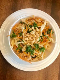 A picture of Cabbage and carrot salad.
