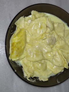 Una foto de Tortellinis de queso al curry