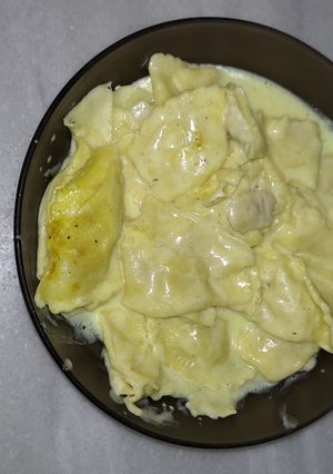 Una foto de Tortellinis de queso al curry
