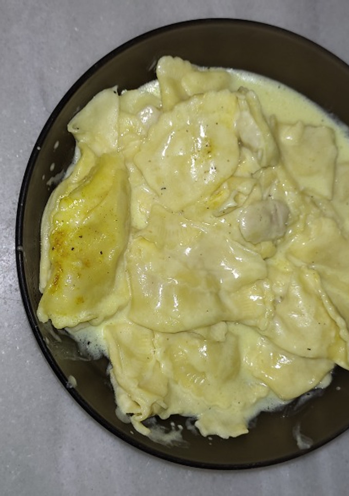Una foto de Tortellinis de queso al curry
