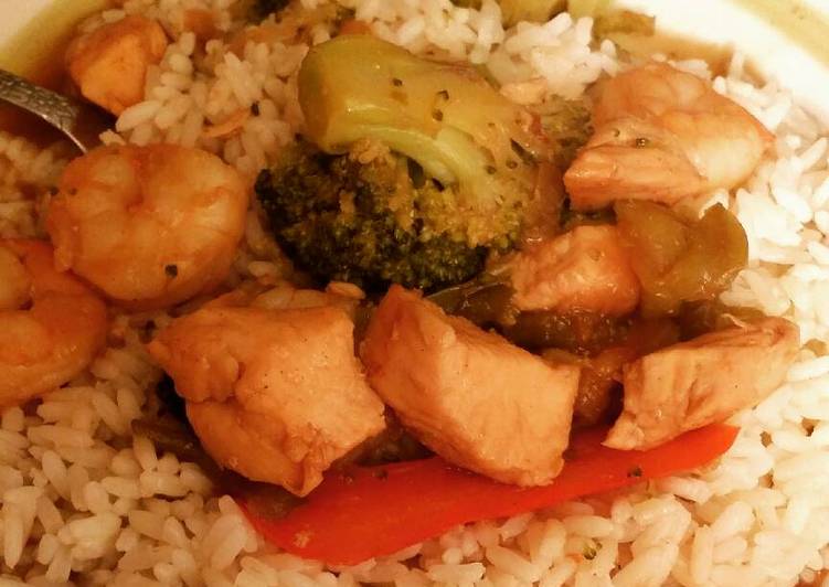 Recipe of Perfect Chicken, Shrimp, Broccoli &amp; Peppers over Rice