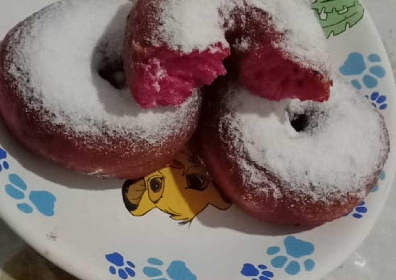 Donat Buah Naga