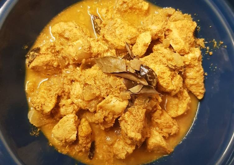 How to Prepare Any-night-of-the-week Chicken in yogurt Masala