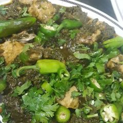A picture of Palak ghosht.