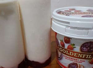 Foto resep Korean Strawberry Milk (pake selai Goldenfil)