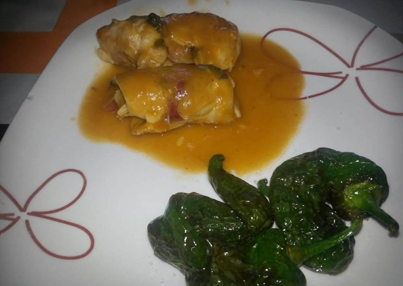 Pechuga rellena en salsa Thermomix