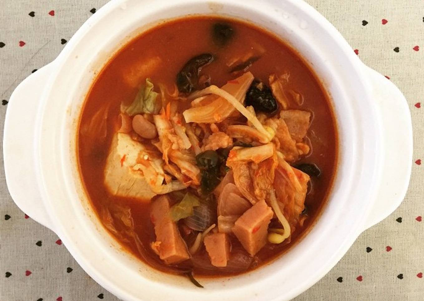 Budae-jjigae ë¶€ëŒ€ì°Œê°œ