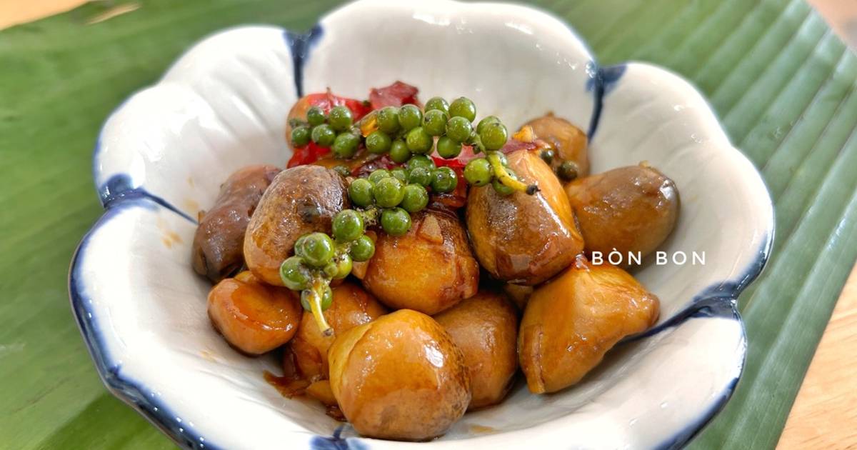 Cách Làm Món Nấm Rơm Kho Tiêu Xanh Chay của Bòn Bon - Cookpad