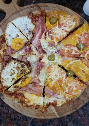 Una foto de Pizza explosiva