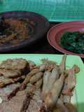Ikan Wader sambal tomat kangkung rebus