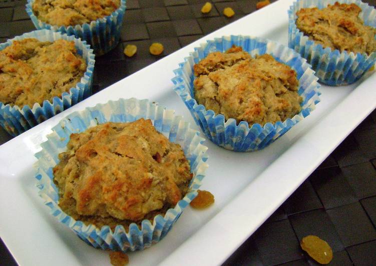 Eggless Banana &amp; Raisins Muffins
