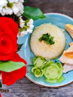 Hình của món Cơm gà đơn giản.