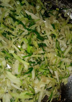 A picture of Fried cabbage.